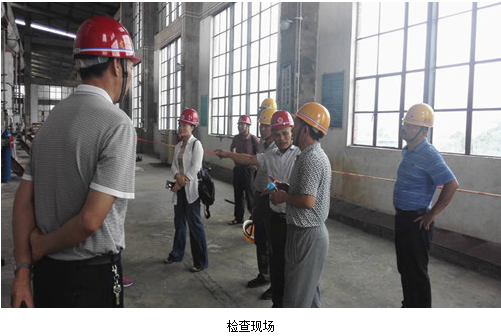 05科技人员陪同州农业局领导1