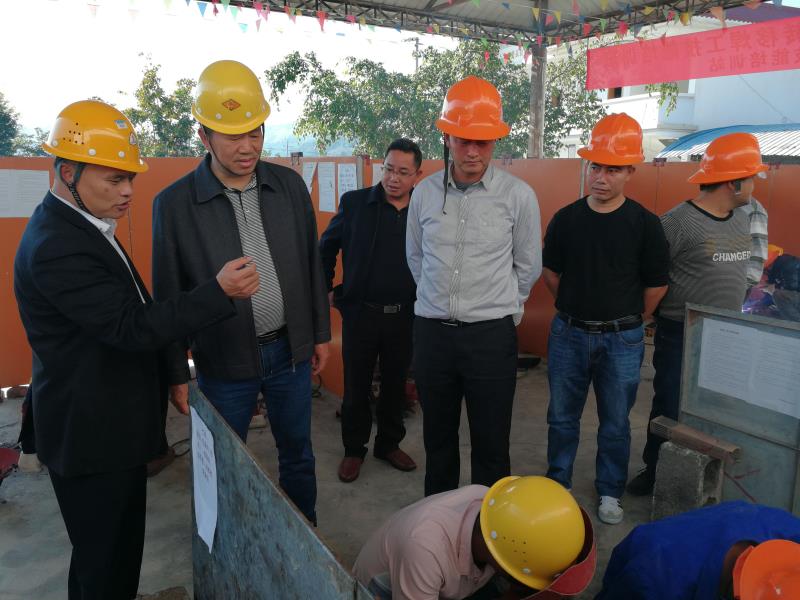 2017年12月挂钩点建档立卡户焊工培训鉴定