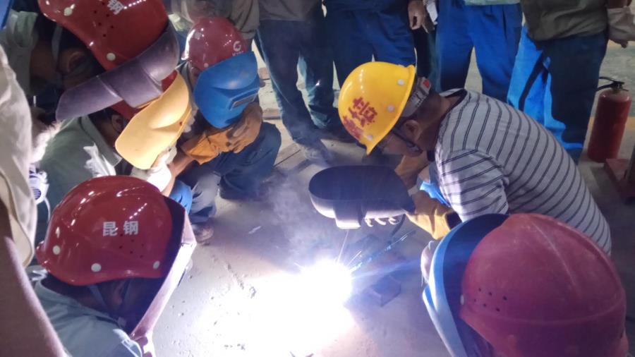 b1e5c02bc304f9db9bc49989f39f95b