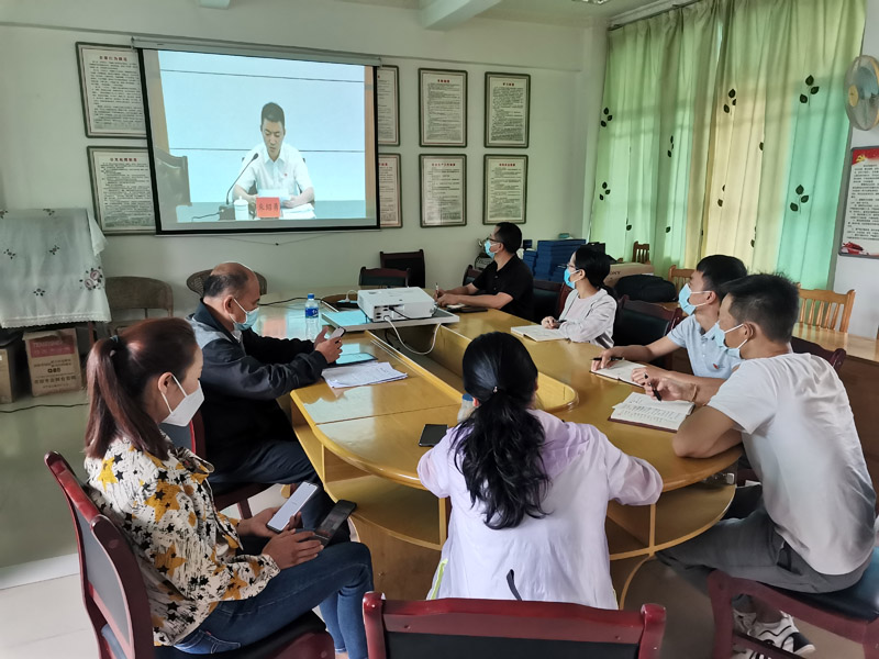 aeff31803a7b61b07b24af4a1ab5d04