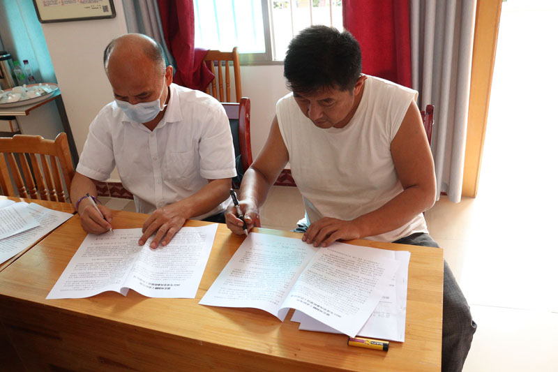 李启明与周恒签责任书