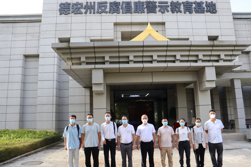 BQOMFIGG0}L64BT7[2A30YW