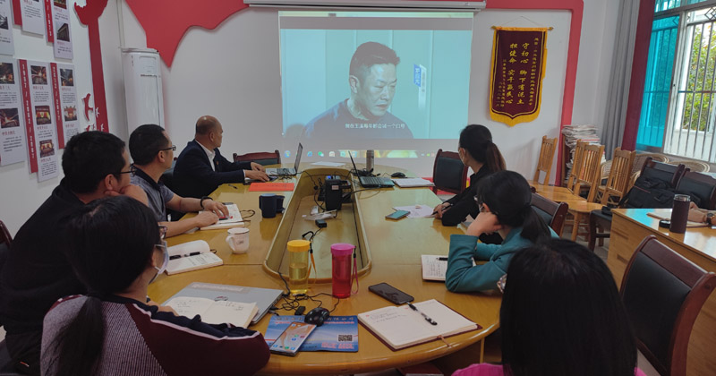 344662fff4b6355c78afa3425c4fda1