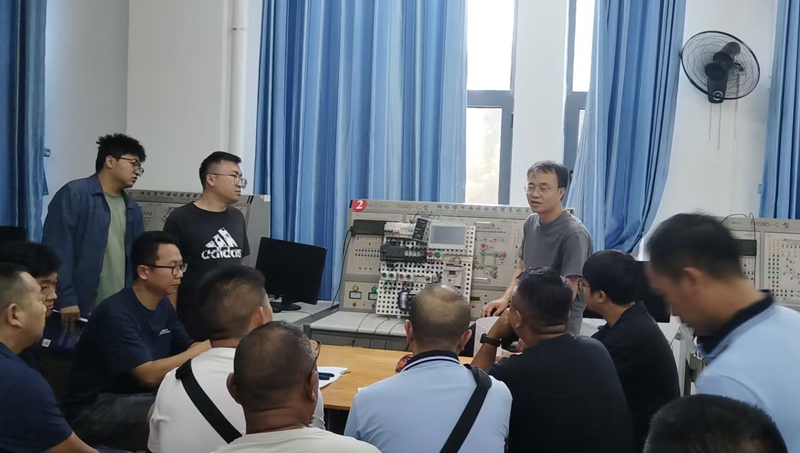 039f15fe9f89a89db64885bb6684bbe