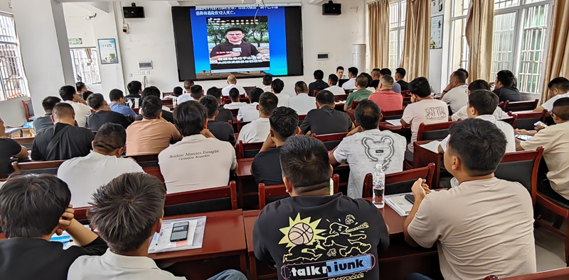 5e106bab4d2152b14a17c4cd5082216